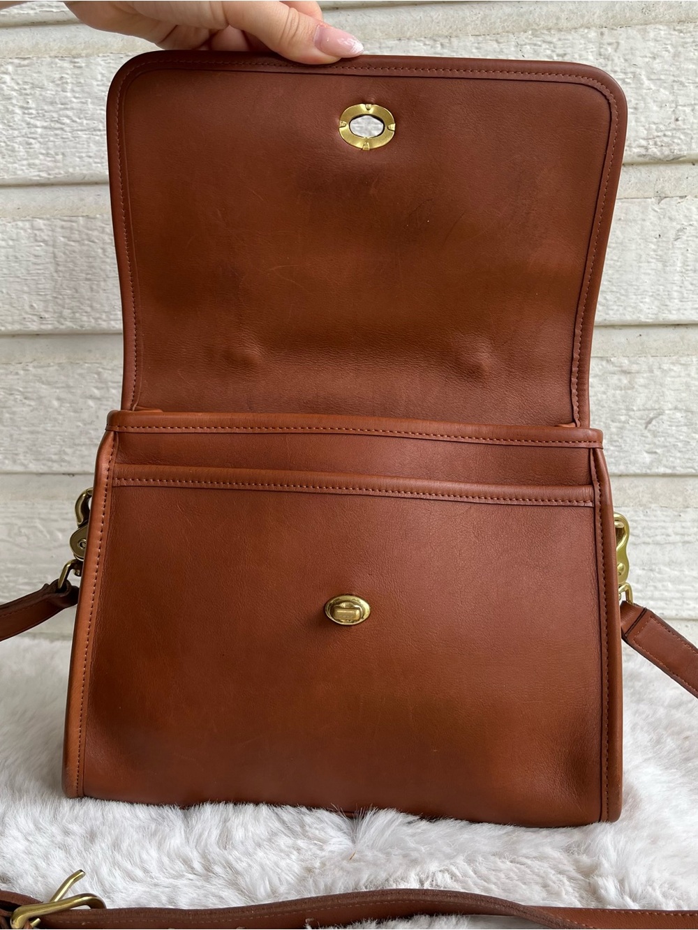 COACH Vintage British Tan Court Flap Crossbody Top Handle Willis Companion Bag - Picture 8 of 14